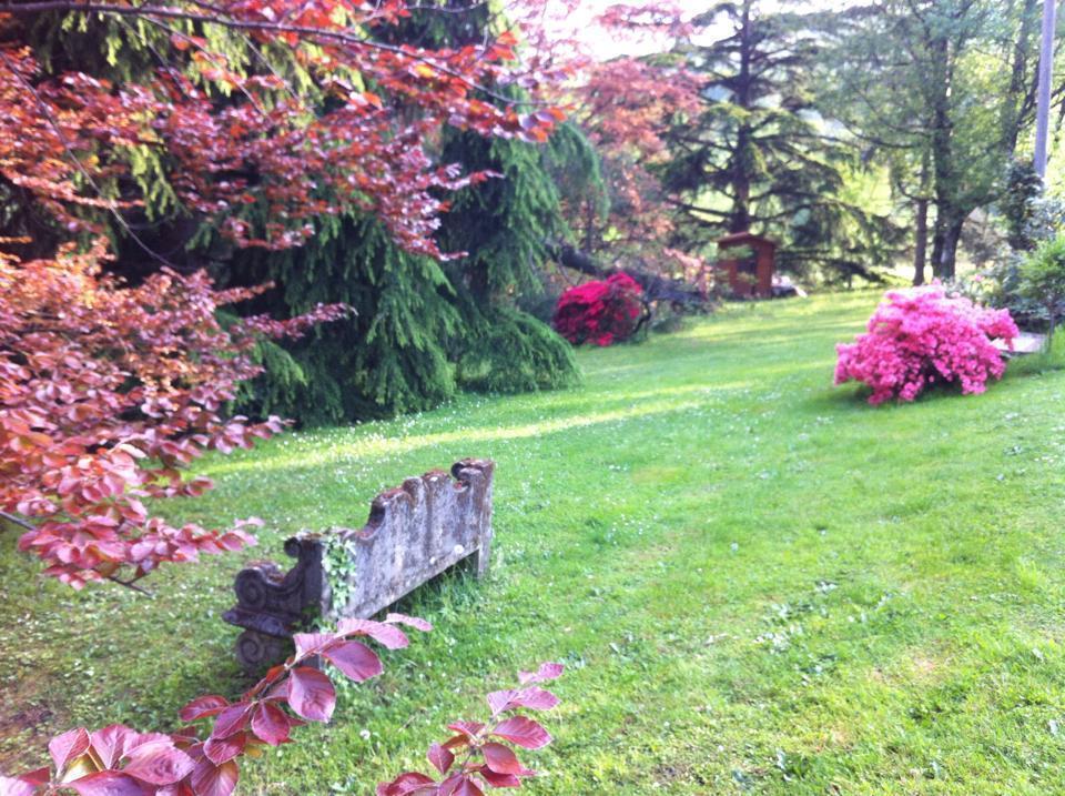 Il Giardino Di Iside Bed & Breakfast Roletto Exterior photo